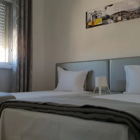 דירה With 3 Bedrooms In Lisboa, With Wifi - 23 Km From The ליסבון
